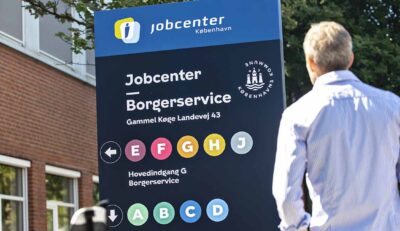 Ledighed og arbejdsløshed: Ledige og arbejdsløse for rådgivning og hjælp i Jobcenteret på Gammel Køge Landevej i København