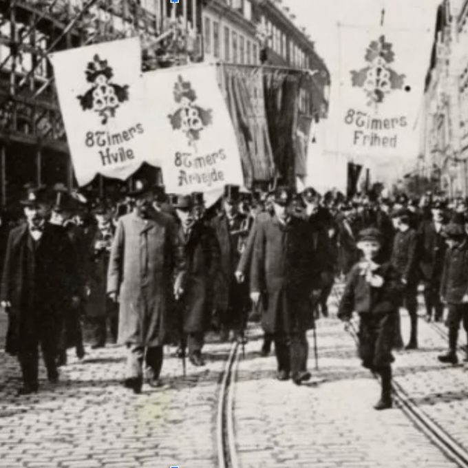 Fagbevægelsens Historie: Tag på en historisk tur gennem fagbevægelsens historie