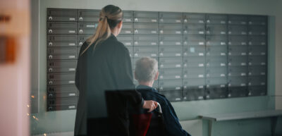 Danmark har behov for flere faglærte og for kvalificeret arbejdskraft på en lang række områder – ikke mindst i sundheds- og ældreplejen.