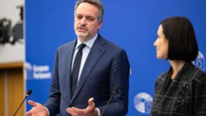 EP-197723A_Press_Regime ”Torsdagens afstemning viser, at vi har fundet den rette balance (…) og nu må vi se, om Kommissionen rent faktisk lytter til Parlamentet.”– René Repasi, S&D